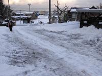 坂を登り切ったあとも除雪ができています